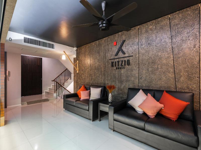 Kitzio House Hotel image