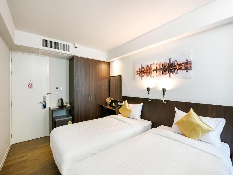 Kitzio House Hotel image