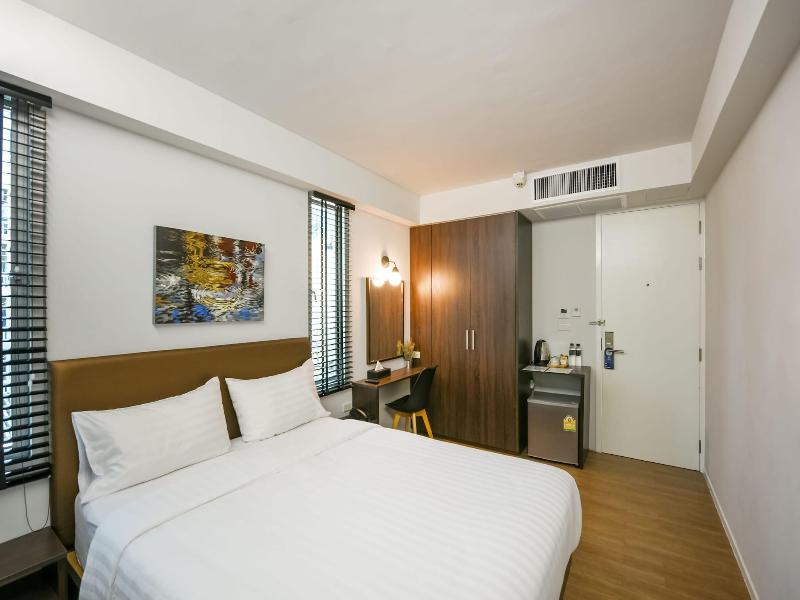 Kitzio House Hotel image
