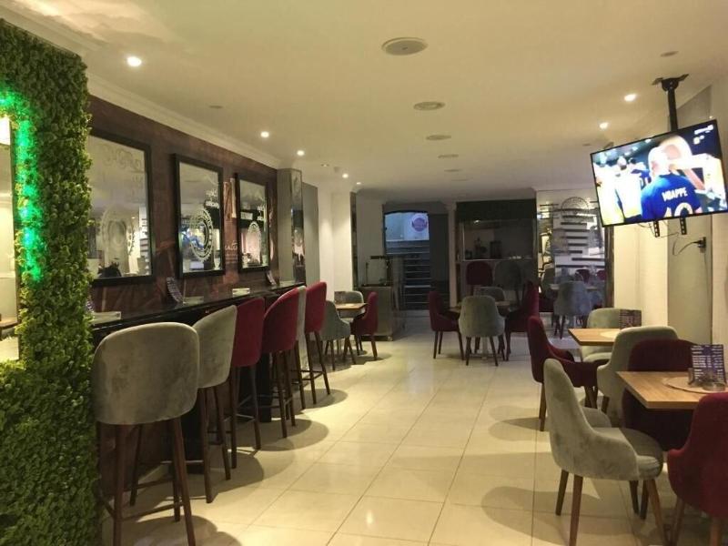 Falcon Pyramids Inn image