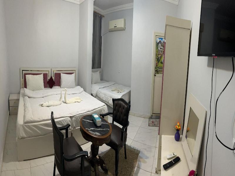 Falcon Pyramids Inn image