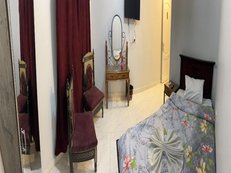 Falcon Pyramids Inn image