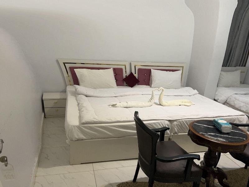 Falcon Pyramids Inn image