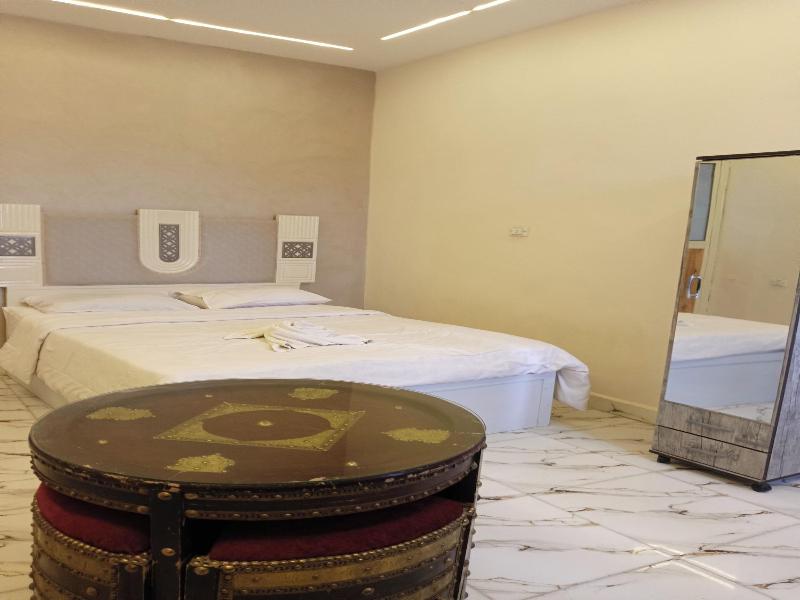 Falcon Pyramids Inn image