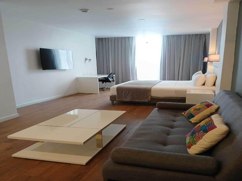 Hotel Mio Panama image
