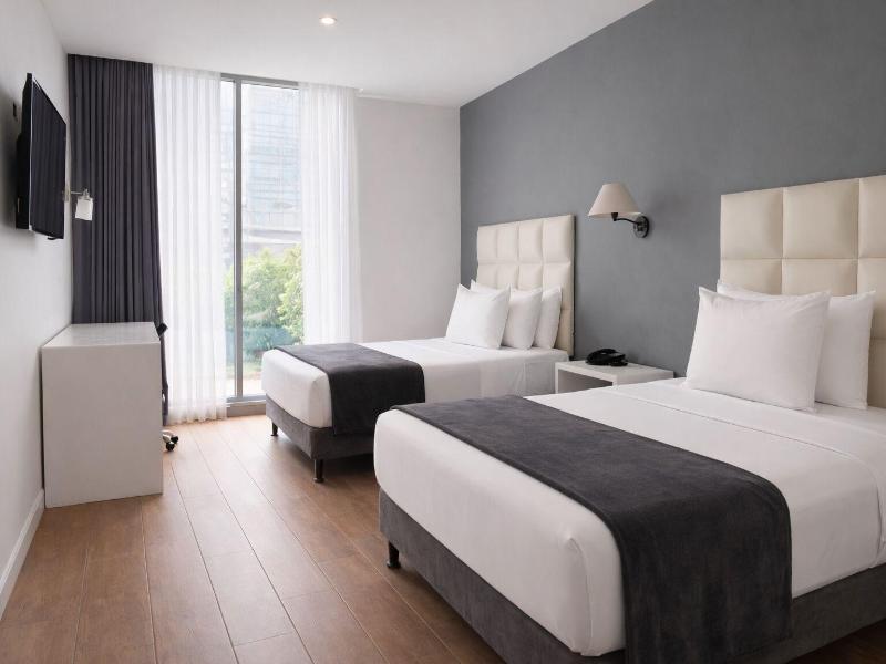 Hotel Mio Panama image