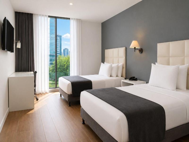 Hotel Mio Panama image
