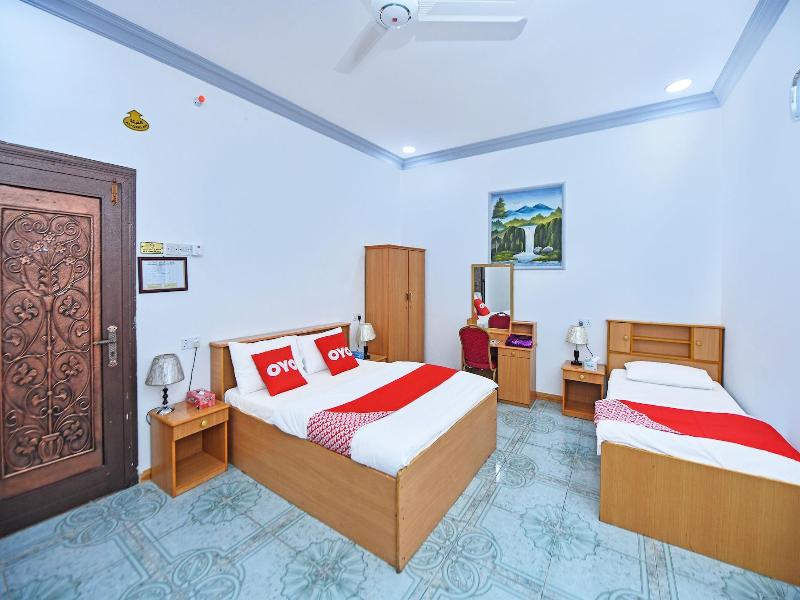 Oyo 140 Al Musafeer Hotel — view