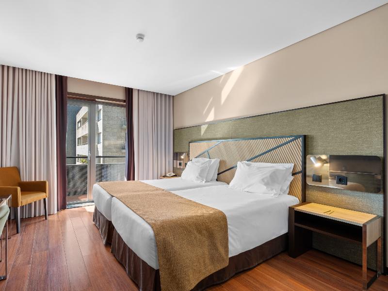Axis Porto Business & SPA Hotel image