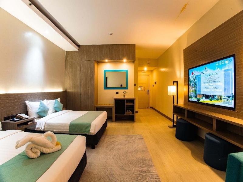 Waterworld Hotel image