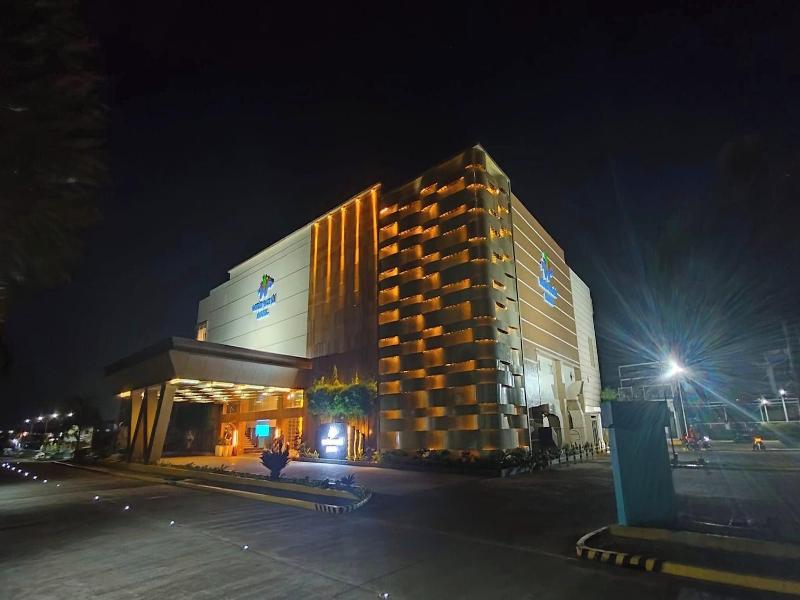Waterworld Hotel image