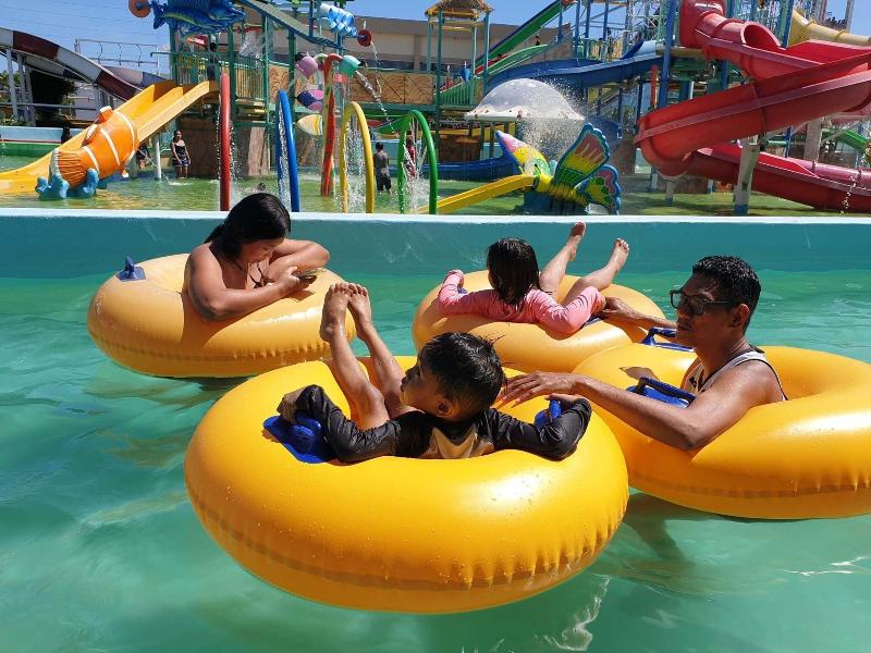 Waterworld Hotel image