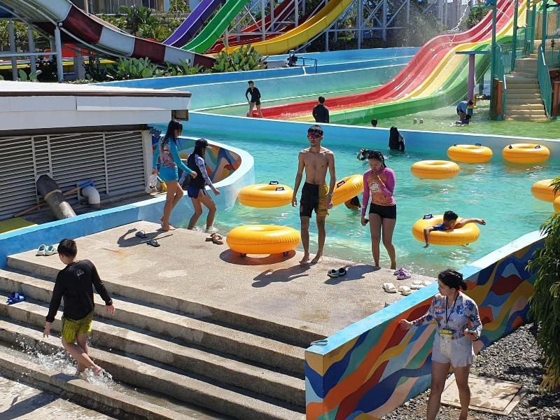 Waterworld Hotel image