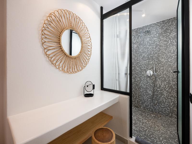 Oliving Mykonos Suites image
