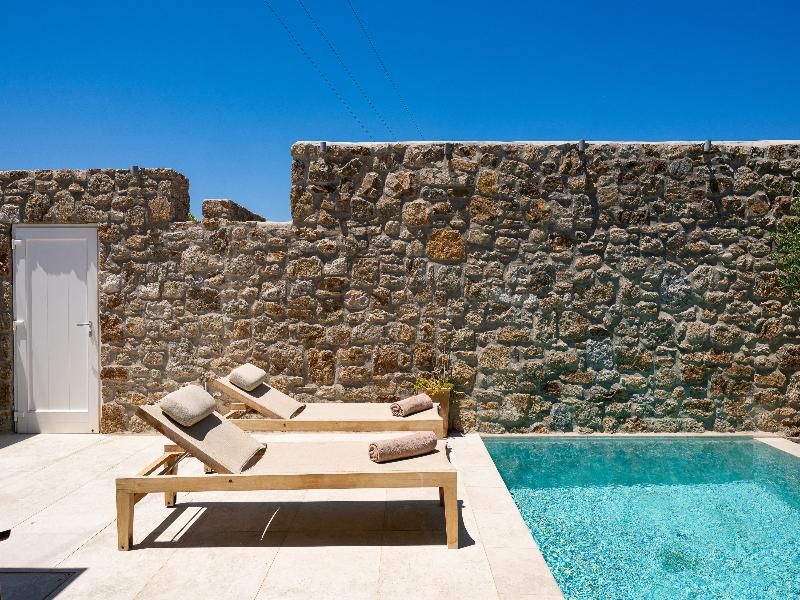 Oliving Mykonos Suites image