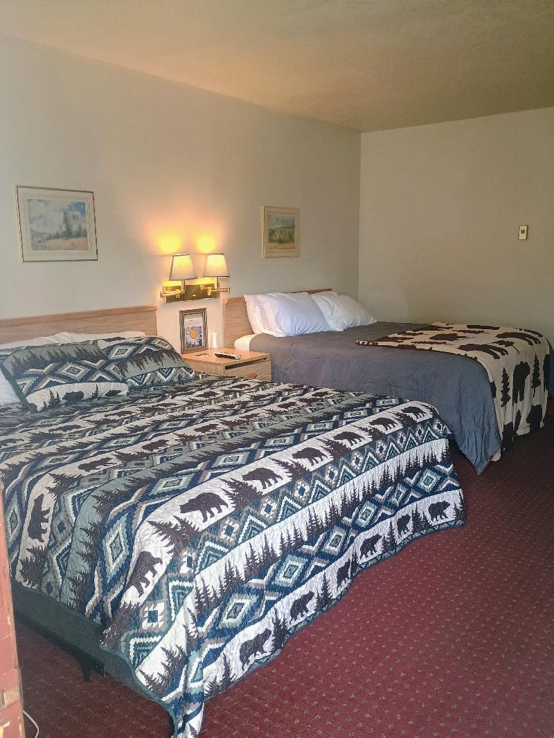 Two Medicine Inn & Resort image