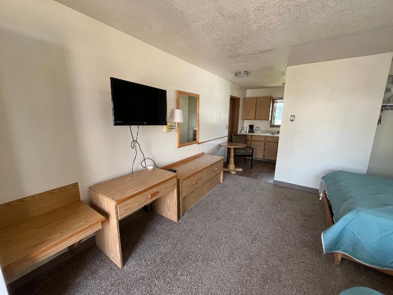 Two Medicine Inn & Resort image