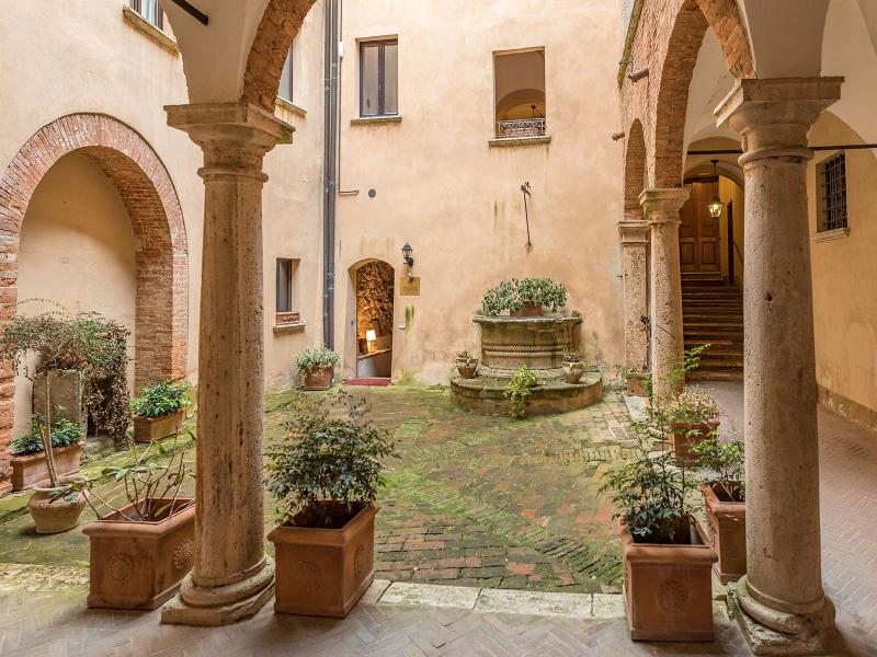 Palazzo Bellarmino image