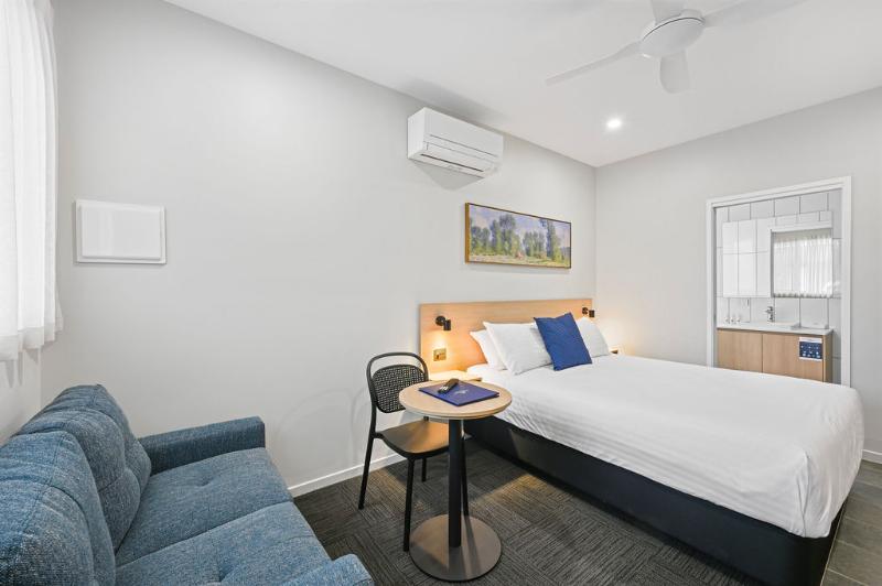 Avenue West Studio Units image
