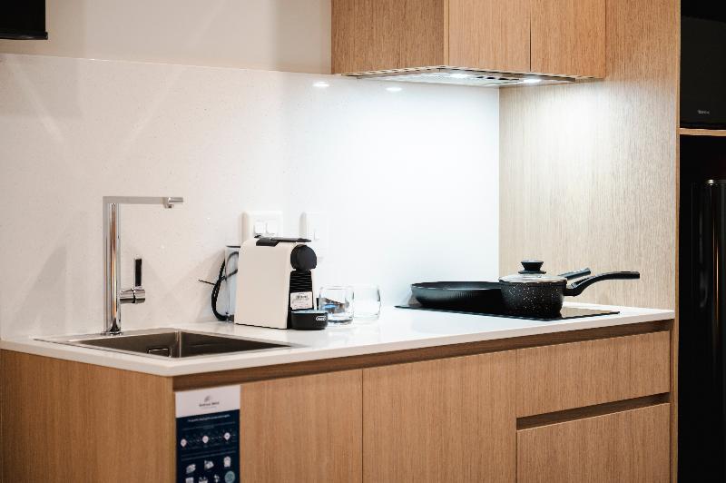 Avenue West Studio Units image