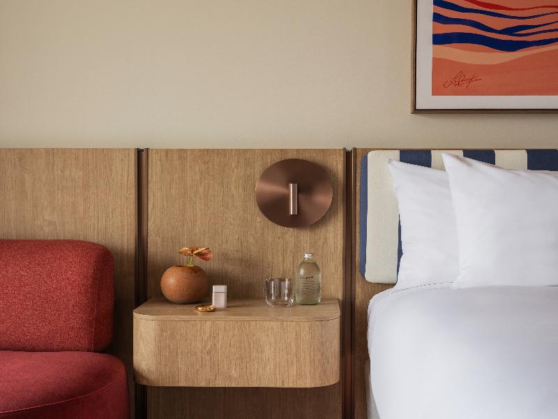 Avani Mooloolaba Beach Hotel image
