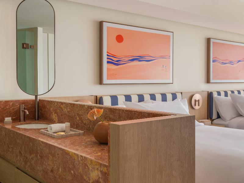 Avani Mooloolaba Beach Hotel image