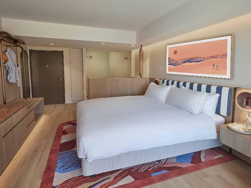 Avani Mooloolaba Beach Hotel image