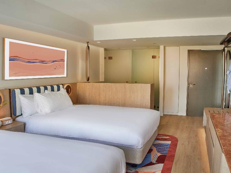 Avani Mooloolaba Beach Hotel image