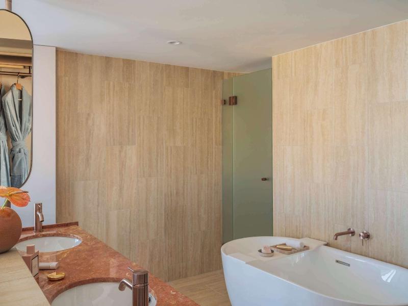 Avani Mooloolaba Beach Hotel image