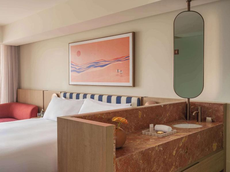 Avani Mooloolaba Beach Hotel image