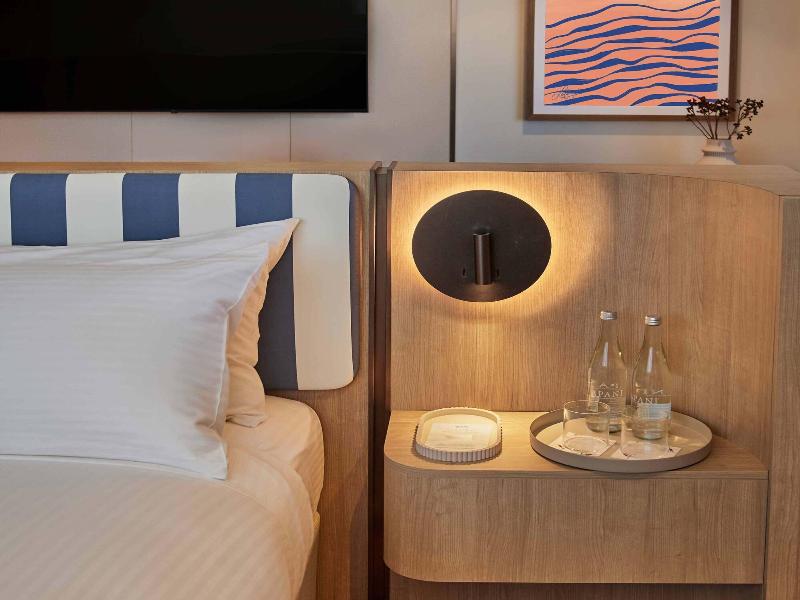 Avani Mooloolaba Beach Hotel image