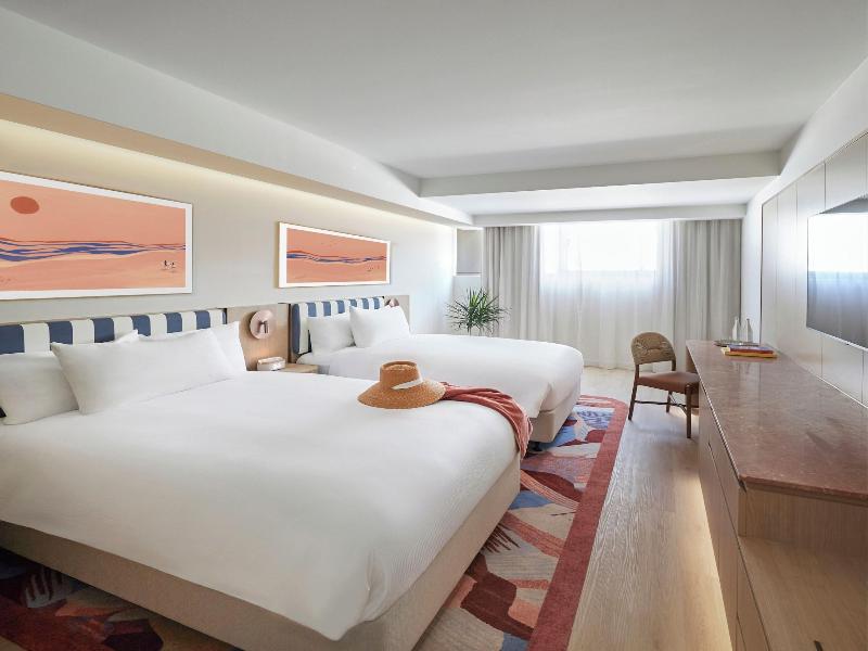 Avani Mooloolaba Beach Hotel image