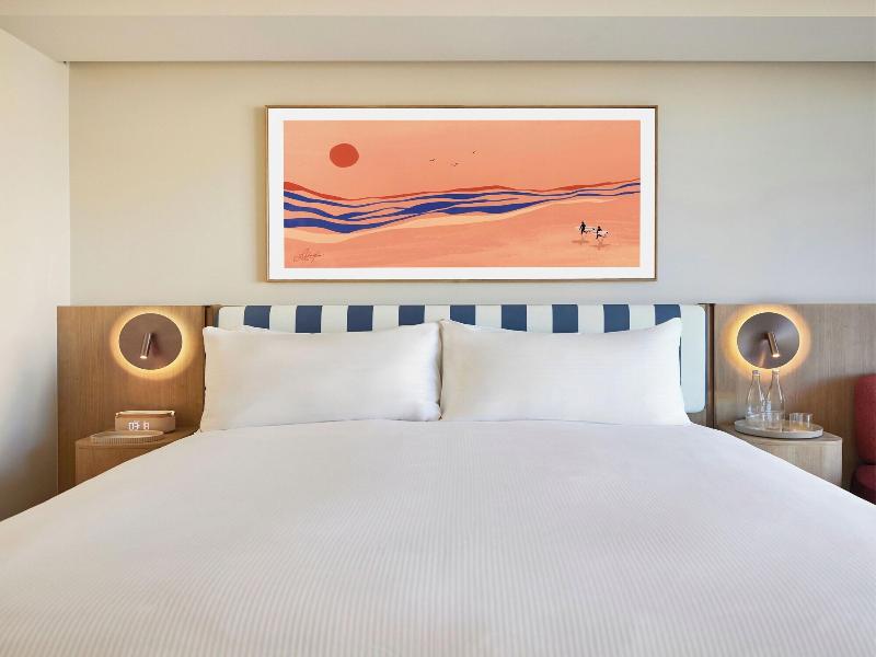 Avani Mooloolaba Beach Hotel image