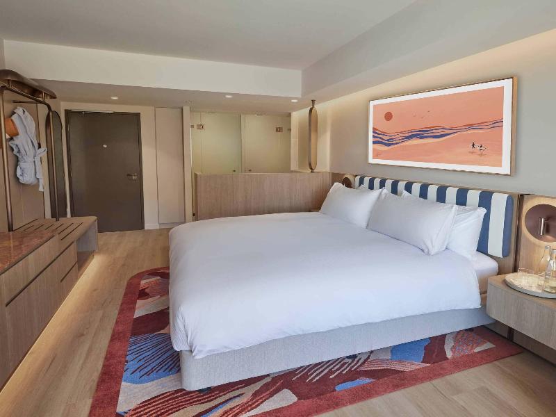Avani Mooloolaba Beach Hotel image