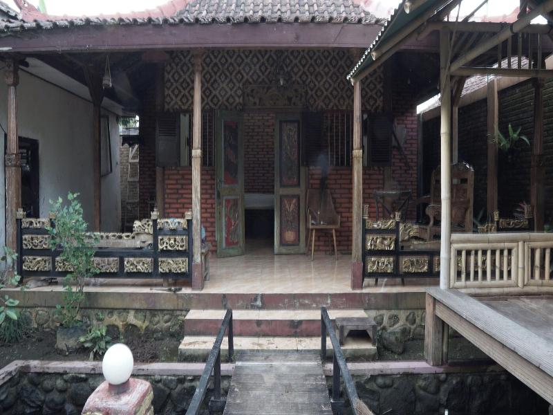 Hotel O Holy Homestaynearwisata Kopi Desa Tamans image