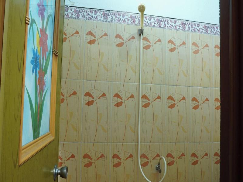 Hotel O Holy Homestaynearwisata Kopi Desa Tamans image