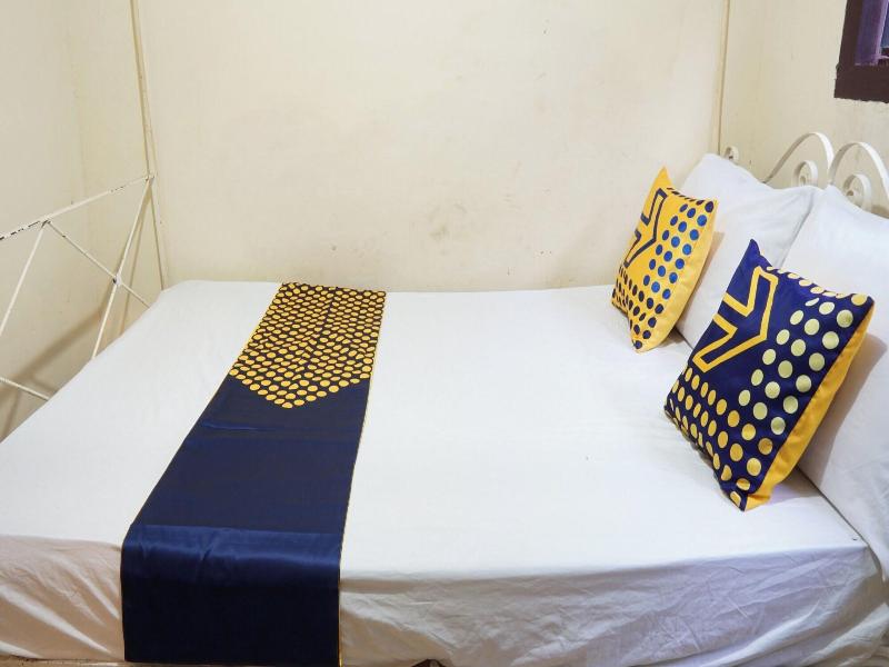 Hotel O Holy Homestaynearwisata Kopi Desa Tamans image