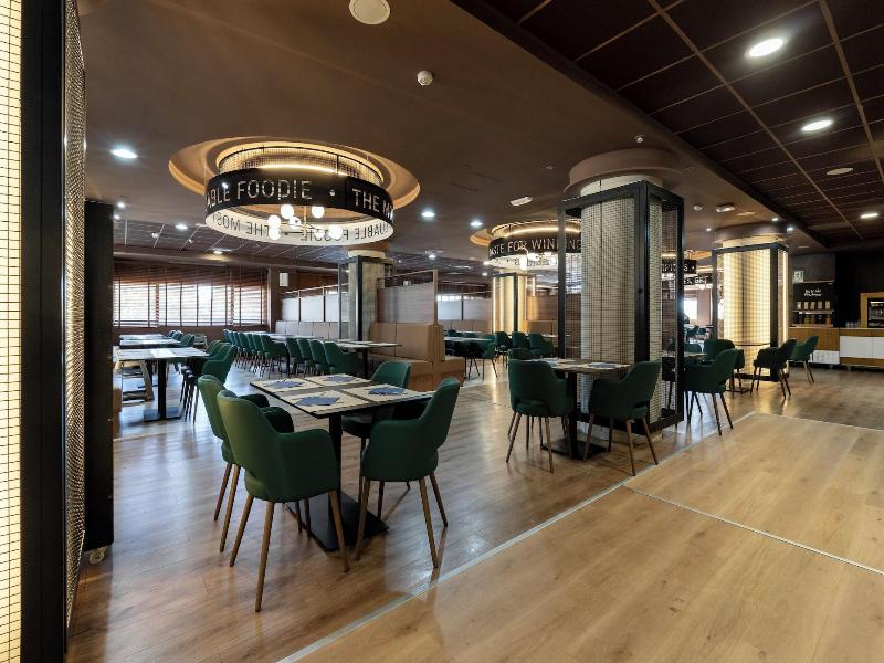 Magic Sports Hotel image