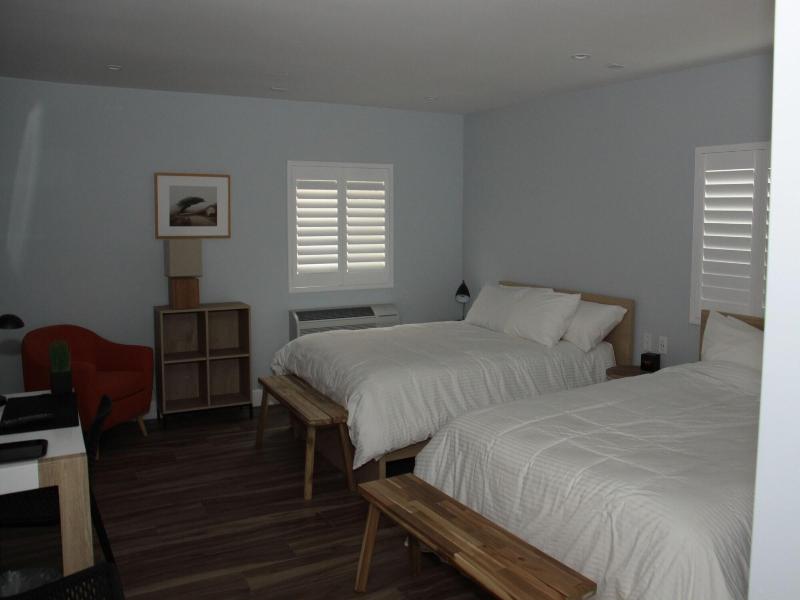 El Royale Hotel Near Universal Studios image
