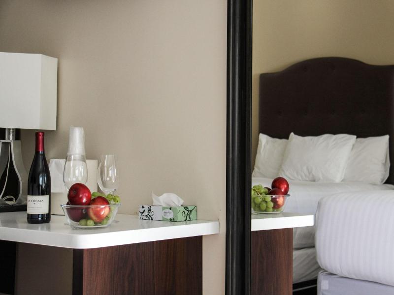 El Royale Hotel Near Universal Studios image