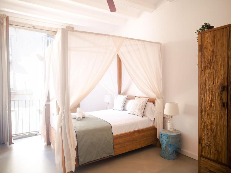 Apartamentos La Guarida 1820 image