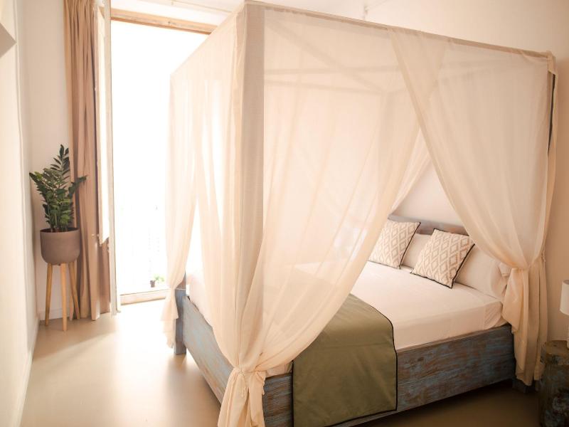 Apartamentos La Guarida 1820 image