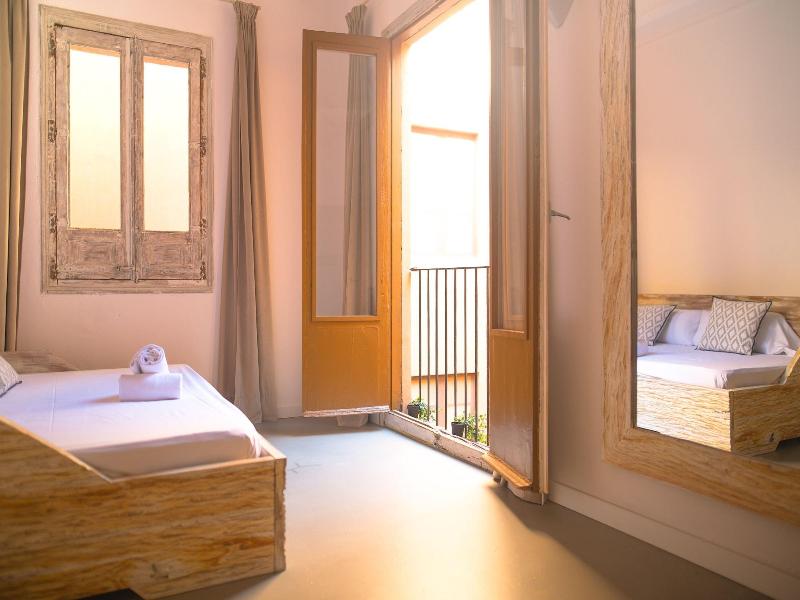 Apartamentos La Guarida 1820 image