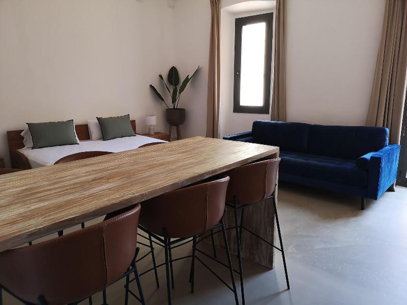 Apartamentos La Guarida 1820 image