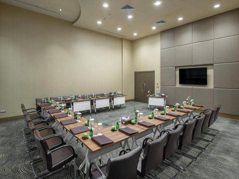 Copthorne Makkah Al Naseem — view