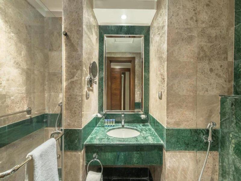 Copthorne Makkah Al Naseem — view