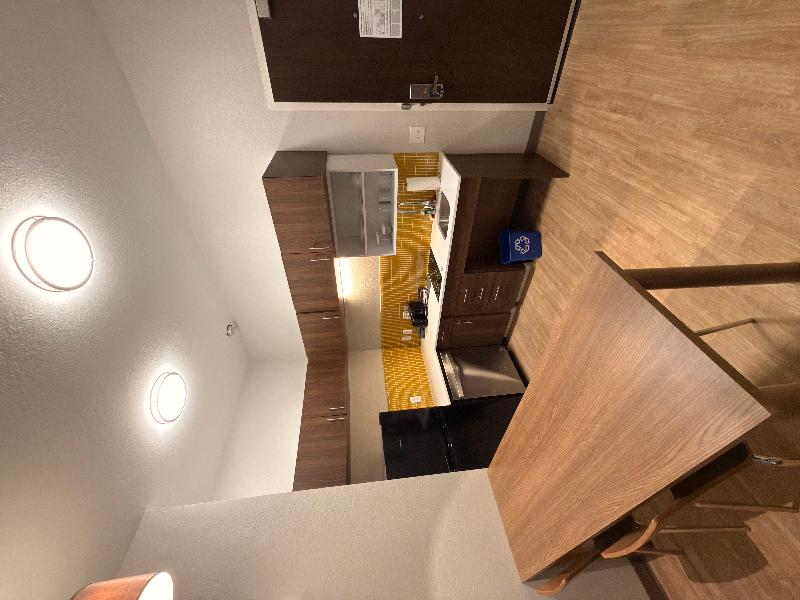 Mainstay Suites Oklahoma City Airport image