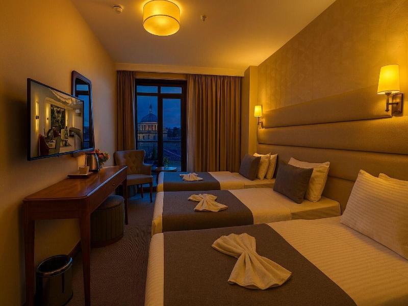 Istanbul Midpoint Hotel image