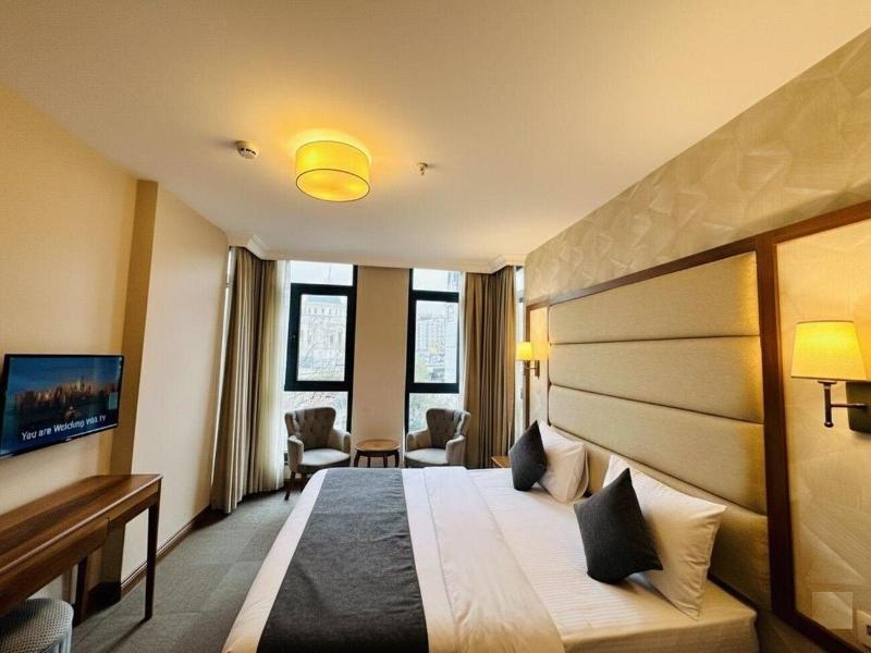 Istanbul Midpoint Hotel image