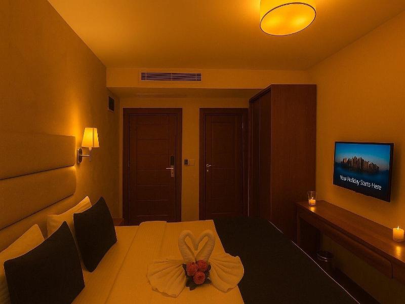 Istanbul Midpoint Hotel image